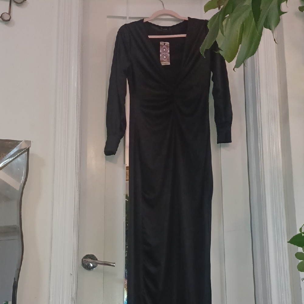 BOOHOO Stretch Black Satin Twist Vneck Fishtail Maxidress sz.8